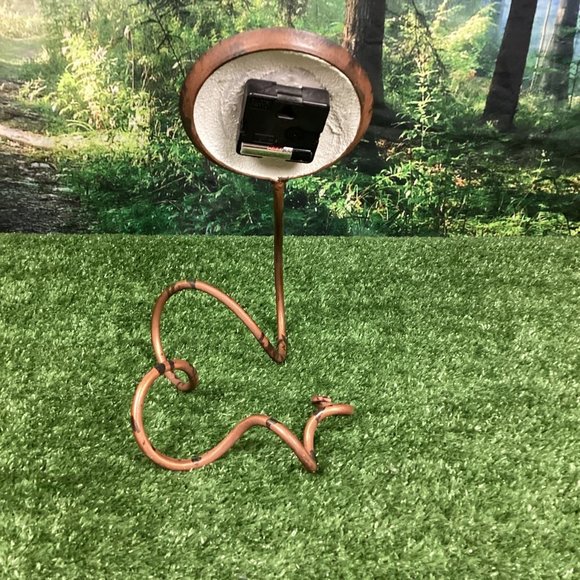 Handmade Modern Metal Standing Clock - Picture 4 of 8